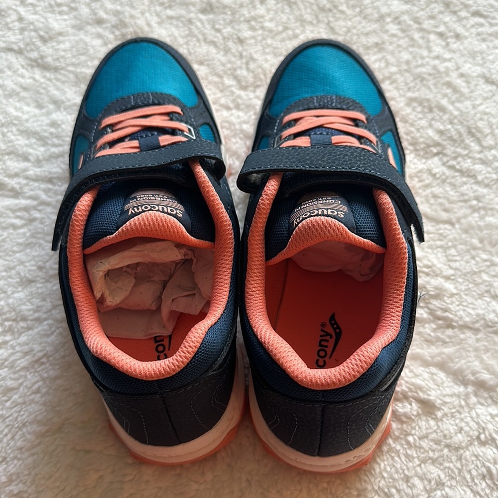 Saucony big kid cohesion 14 running shoe size 5.5 - Picture 2 of 4